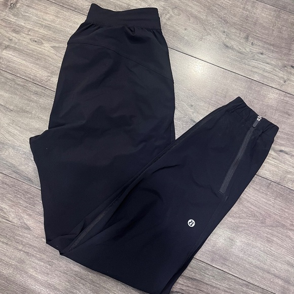 Lululemon adapted state jogger size 4, 27" black comfy casual activewear - Picture 1 of 5